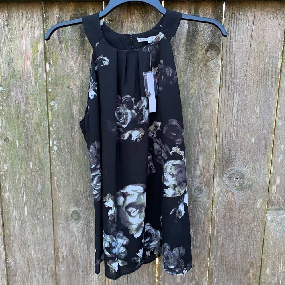 VIOLET + CLAIRE dark floral sleeveless round neck top office date night dressy